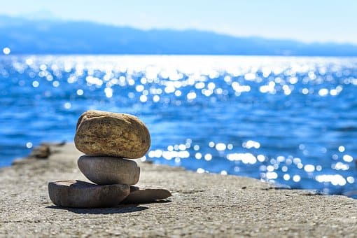 cairn-2776470__340compressee